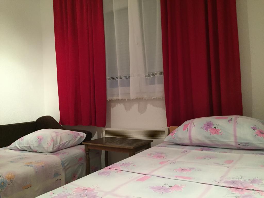 Mfs Apartments Mostar Esterno foto