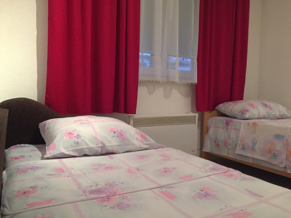 Mfs Apartments Mostar Esterno foto